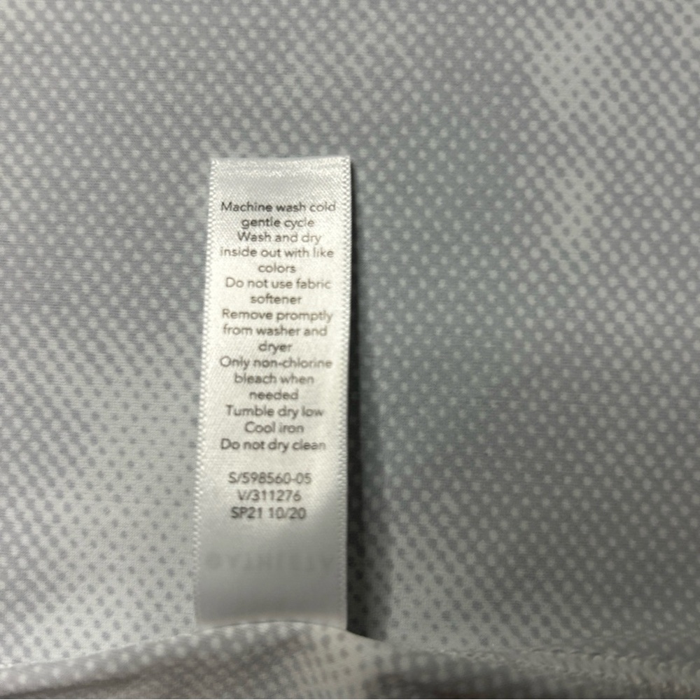 Athleta Cloudy Gray and White Tank Top - Picture 10 of 12